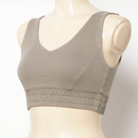 Reebok Women's Taupe Crop Top - Picture 5 of 5